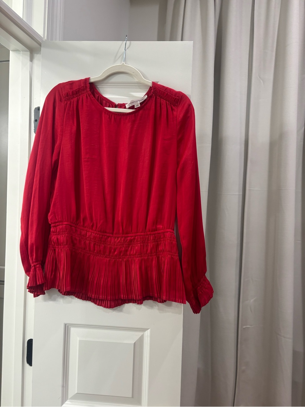 Catherine Malandrino Bright Red Pleated Hem Long-Sleeve Blouse